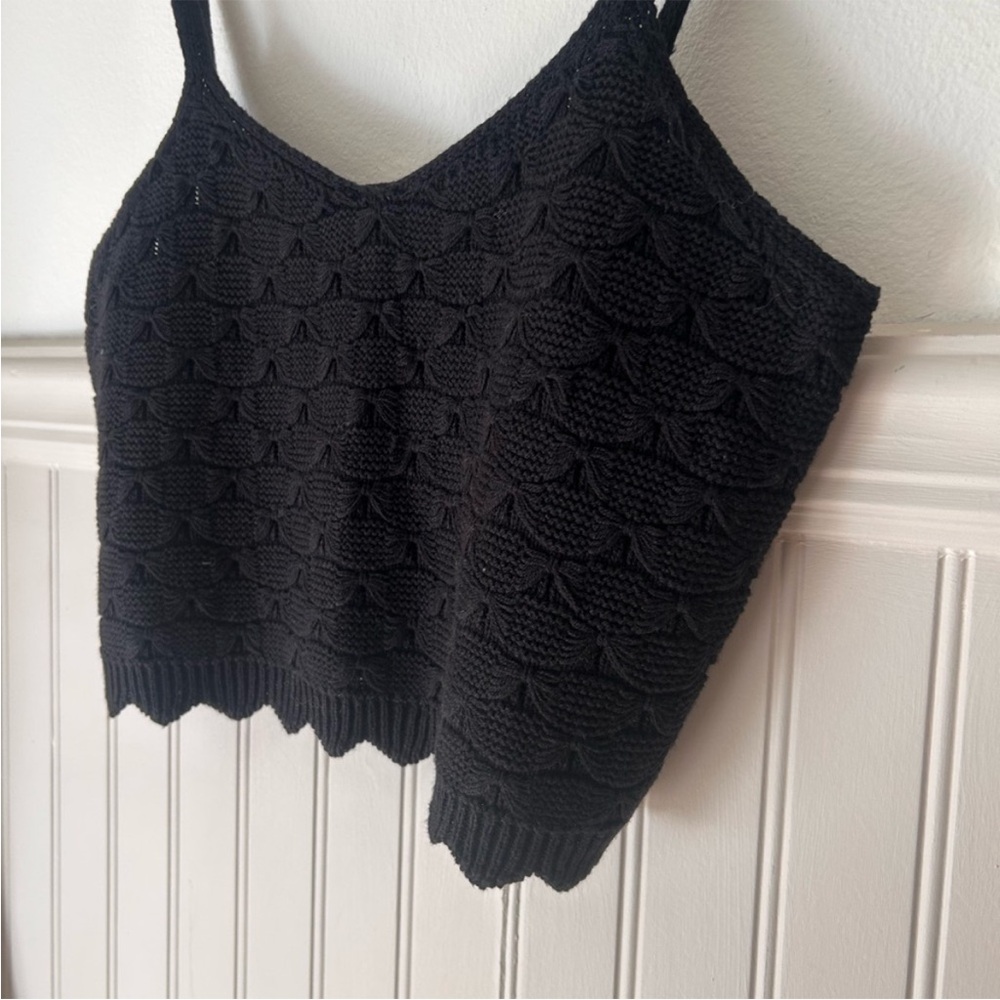 Willow & Wind Black Crochet Knit Crop Top Medium Zig Zag Trim Sleeveless Boho
